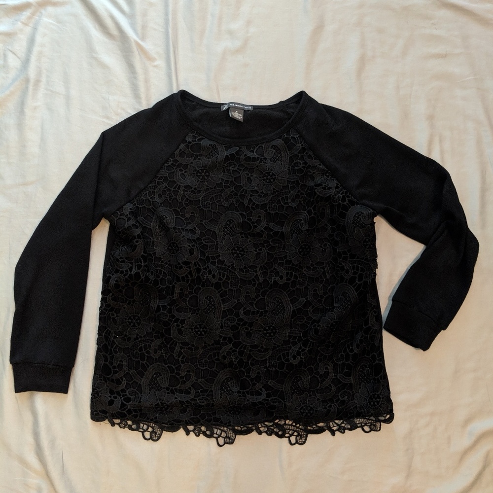 Adriana Papell lace front sweatshirt black small